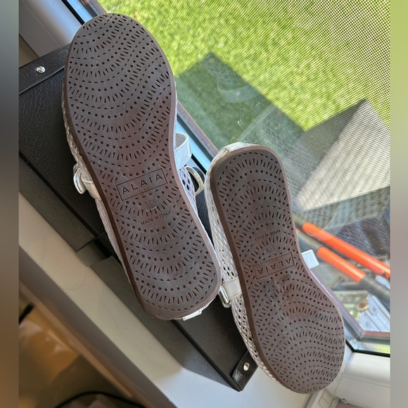 Alaia white mesh sandals - Picture 6 of 6